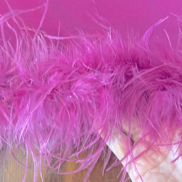 HYFVE SHORT FLIRTY FUN SKIRT  SIZE M FEATHERED  BOTTOM SIDE ZIPPED NWT - Picture 11 of 15